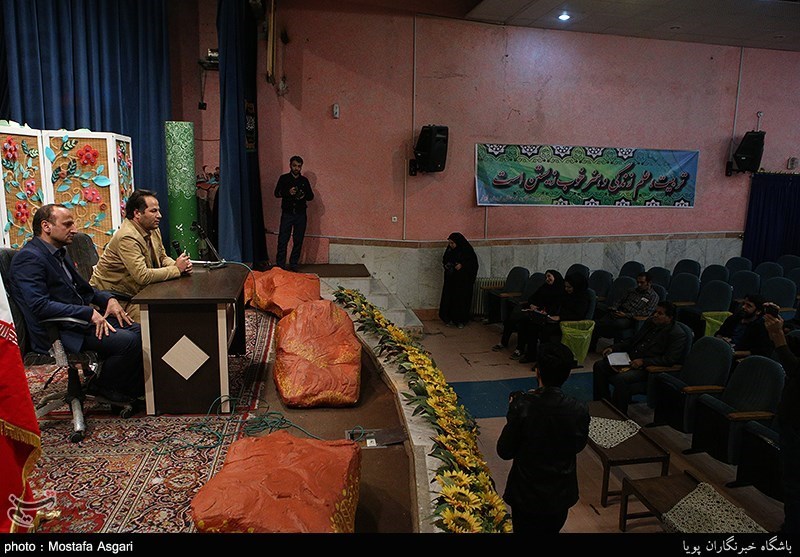 نشست خبری جشنواره میوه های قرآنی