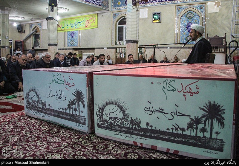 مراسم وداع با دو شهید گمنام