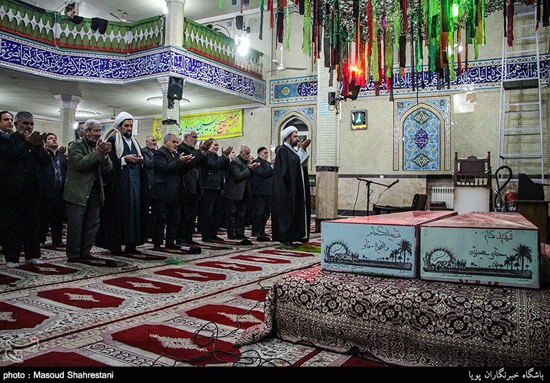 مراسم وداع با دو شهید گمنام