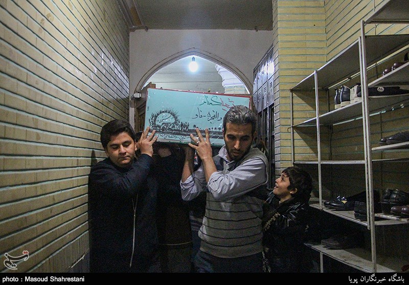 مراسم وداع با دو شهید گمنام