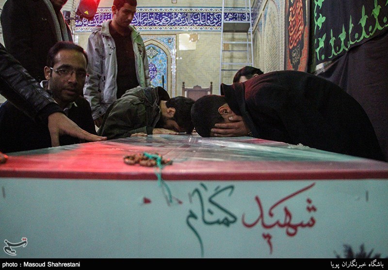 مراسم وداع با دو شهید گمنام