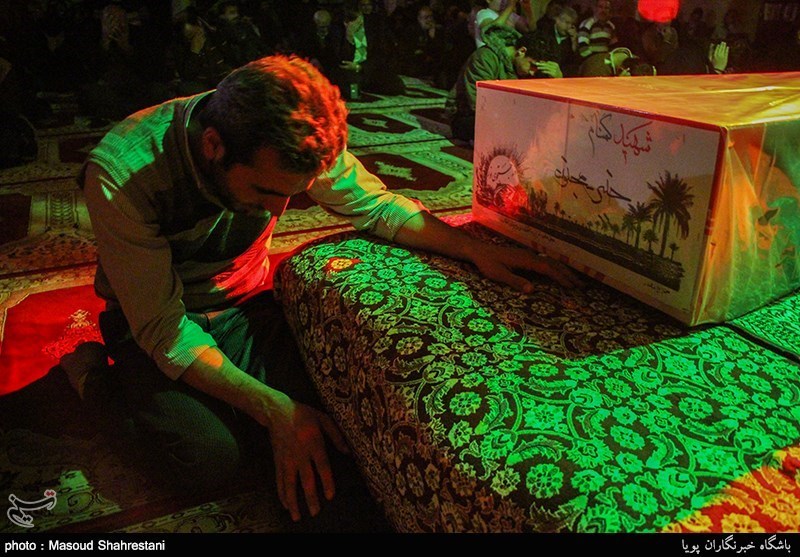 مراسم وداع با دو شهید گمنام