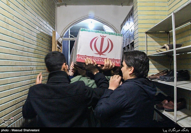 مراسم وداع با دو شهید گمنام