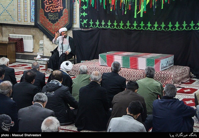 مراسم وداع با دو شهید گمنام