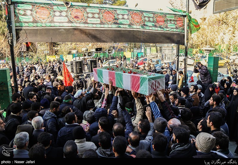 تشییع پیکر شهید گمنام در کوی دانشگاه تهران