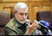 تاکید فرمانده کل ارتش بر افزایش توان عملیاتی جنگنده‌های نیروی هوایی