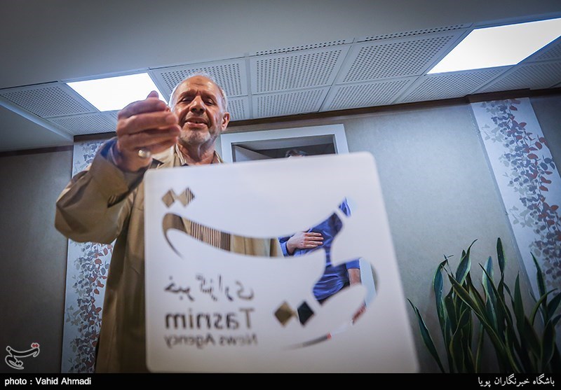 مصطفی مهذب مدیرکل مالی ریاست جمهوری در دوره شهید رجایی