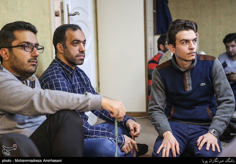 جلسه حلقه شعر و تصنیف آئینی «ریّان»