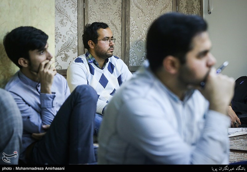 جلسه حلقه شعر و تصنیف آئینی «ریّان»