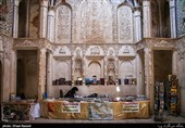کتابفروشی در خانه تاریخی بروجردی