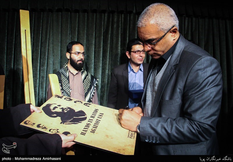 آیین بزرگداشت فیدل کاسترو