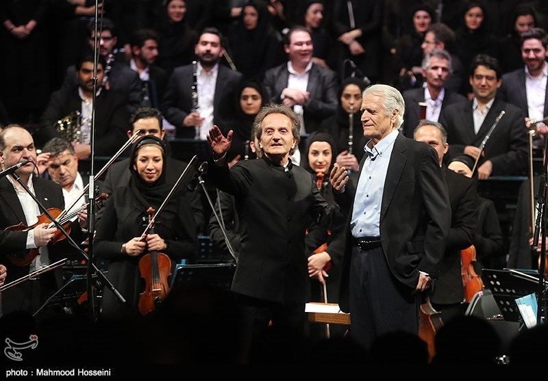 رونمایی از پوئم سمفونی سرزمین دلاوران