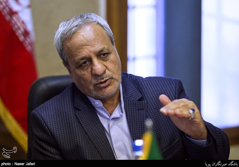 نشست خانه احزاب