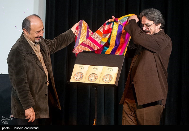 آئین رونمایی و انتشار آلبوم تصویری چراغ افروخته و ردیف های موسیقی