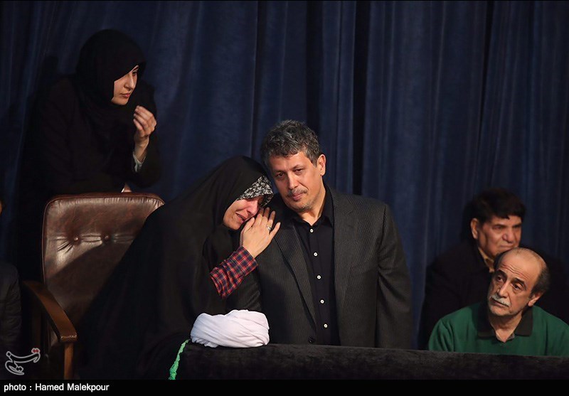 وداع با پیکر آیت الله هاشمی رفسنجانی در حسینیه جماران