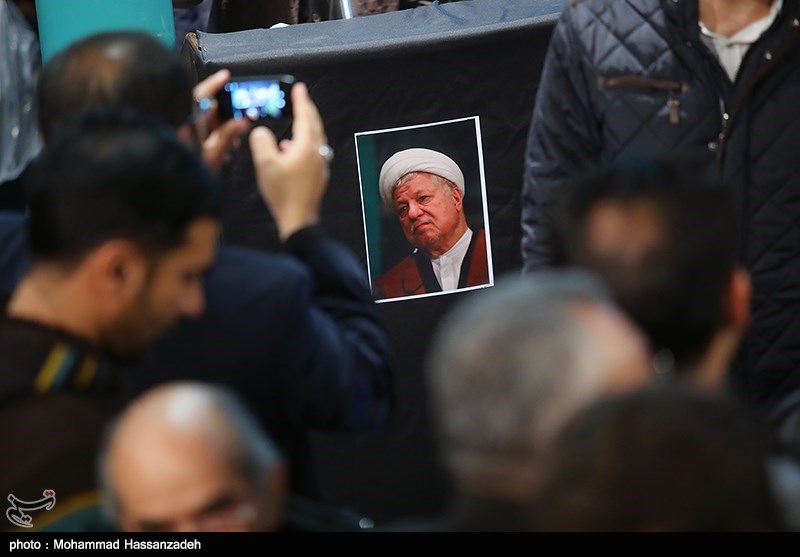 وداع با پیکر آیت الله هاشمی رفسنجانی در حسینیه جماران -5