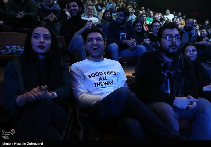 اجرای گروه موسیقی داماهی در برج آزادی