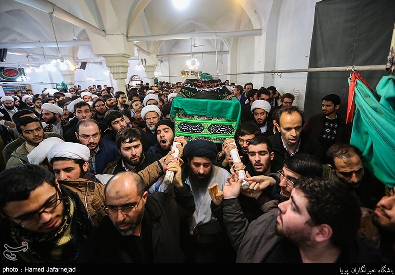 تشییع پیکر آیت الله خسروشاهی