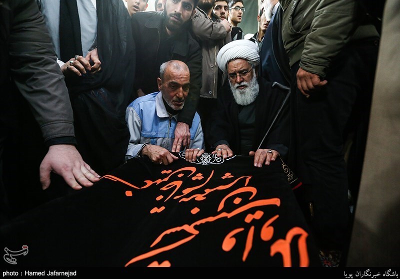 تشییع پیکر آیت الله خسروشاهی