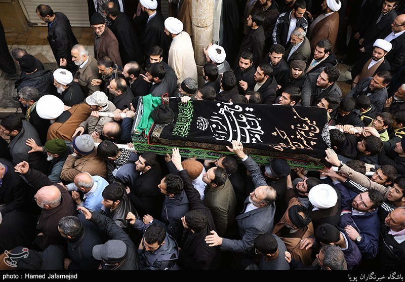 تشییع پیکر آیت الله خسروشاهی