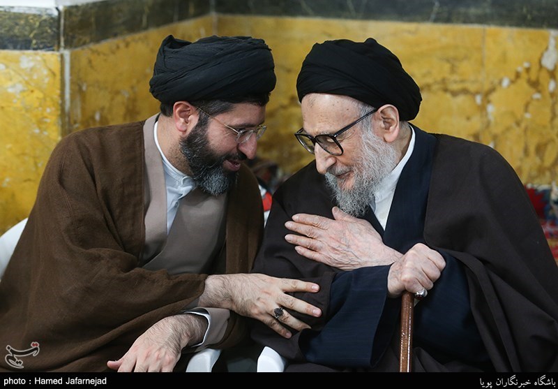 تشییع پیکر آیت الله خسروشاهی