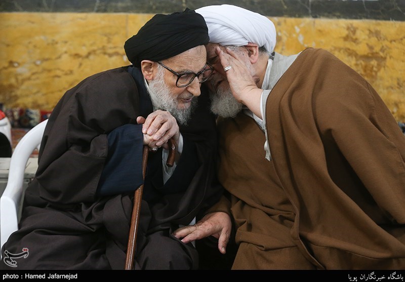 تشییع پیکر آیت الله خسروشاهی