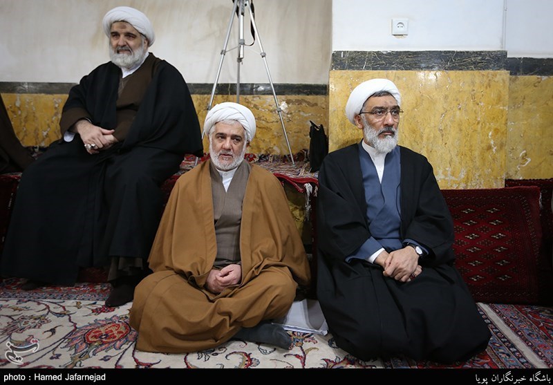 تشییع پیکر آیت الله خسروشاهی