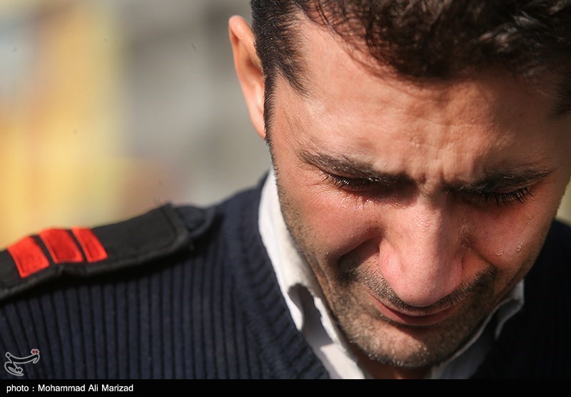 همدردی اقشار مختلف مردم با آتش نشانان