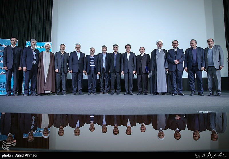 تکریم و معارفه سر