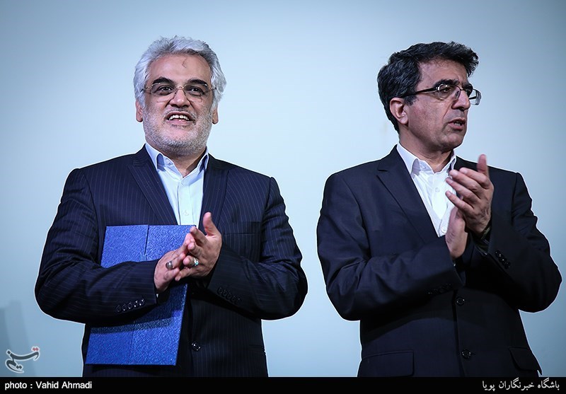 تکریم و معارفه سر