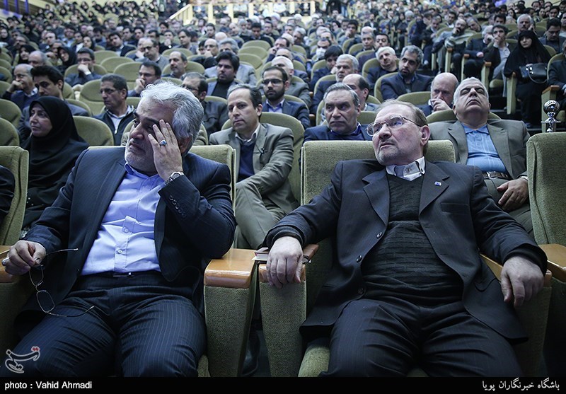 تکریم و معارفه سر