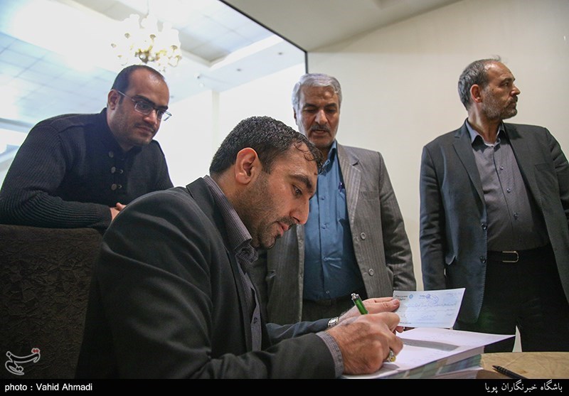 جشن بزرگ گلریزان