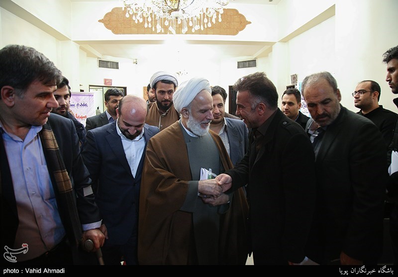 جشن بزرگ گلریزان