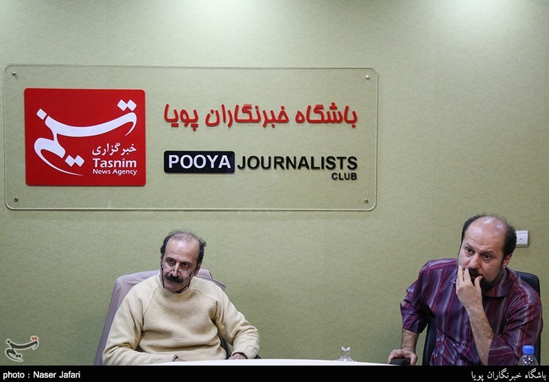 حمیدرضا شکارسری شاعر و مصطفی علیپور شاعر و منتقد در  نشست نقدکتاب چه تنهاست ماه