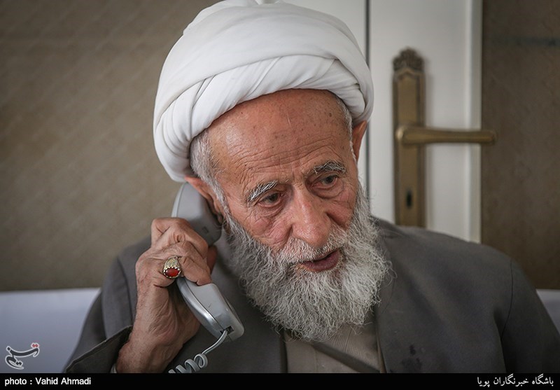 گفتگو با آیت الله محمدعلی فیض گیلانی عضو ارشد جامعه مدرسین
