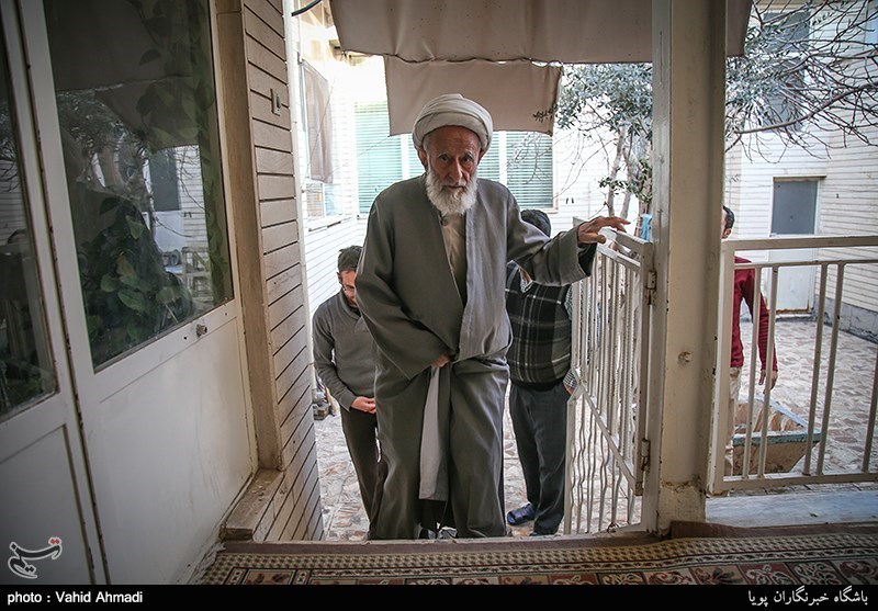 گفتگو با آیت الله محمدعلی فیض گیلانی عضو ارشد جامعه مدرسین