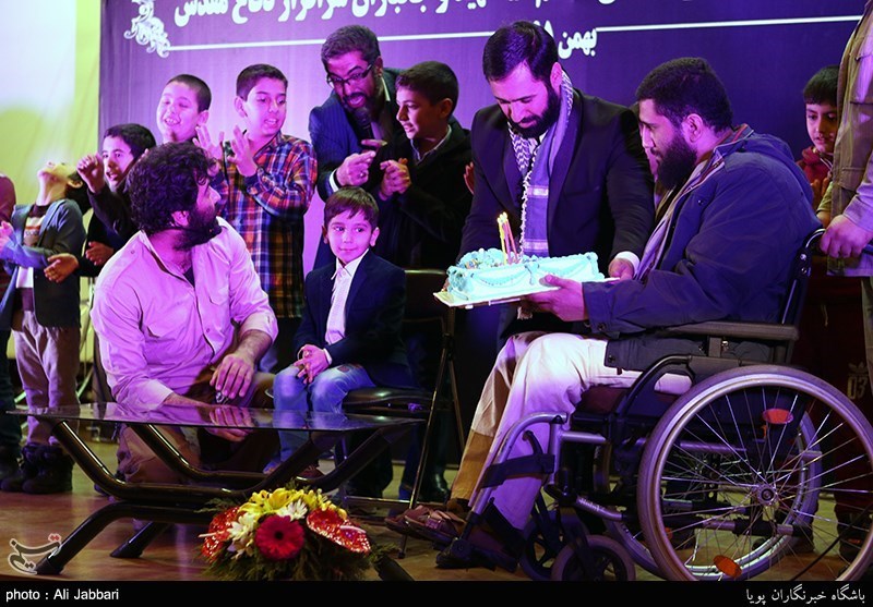 یادواره شهدا و تجلیل از خانواده 50 شهید