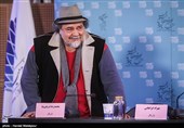 محمدرضا شریفی‌نیا بازیگر در نشست خبری فیلم پشت دیوار سکوت - سی و پنجمین جشنواره فیلم فجر