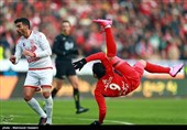 دیدار تیم های فوتبال پرسپولیس و تراکتورسازی