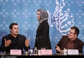 اعتراض پژمان بازغی و مریلا زارعی به روند برگزاری نشست خبری فیلم اسرافیل - سی و پنجمین جشنواره فیلم فجر