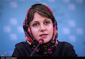 آیدا پناهنده کارگردان در نشست خبری فیلم اسرافیل - سی و پنجمین جشنواره فیلم فجر