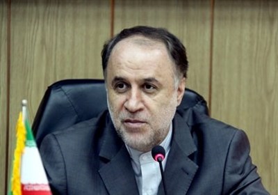 معلم‌ها باید در خط مقدم جنگ روایت‌ها باشند