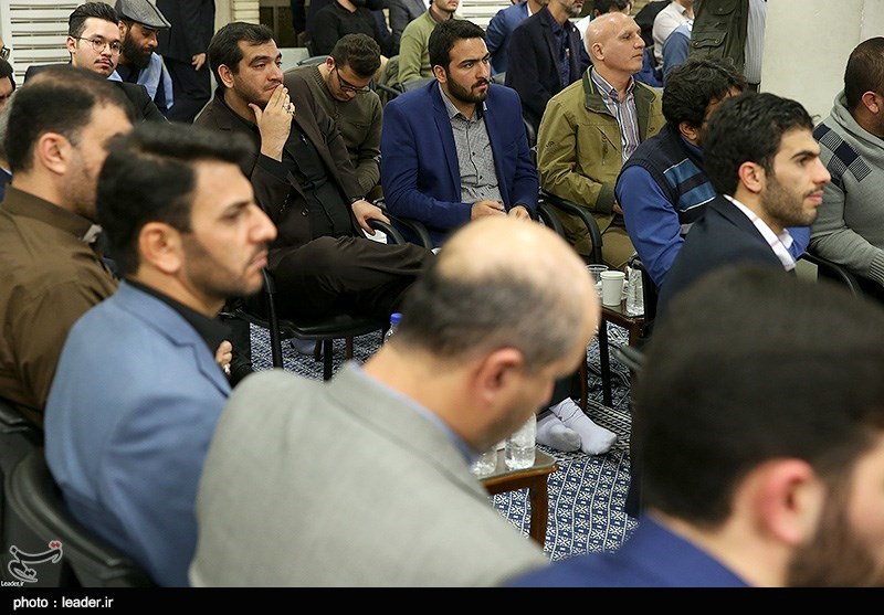 دیدار جمعی از شاعران مذهبی در آستانه شهادت حضرت فاطمه زهرا (س)