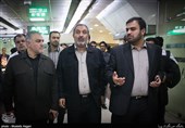 بازدید محمد بنی حسن معاون فرهنگی و اجتماعی شرکت بهره برداری مترو،محمد کریمی سردبیر خبرگزاری تسنیم و محمد عزیزی مدیر روابط عمومی