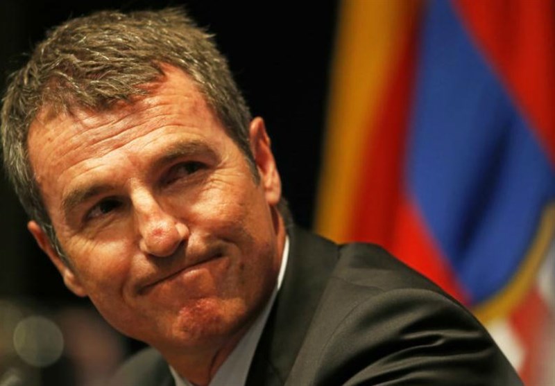 حمایت مدیر ورزشی باشگاه بارسلونا از اظهارات جنجالی پیکه