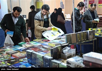 روایت تسنیم از نمایشگاه کتاب کردستان؛ مردمی که با کتاب آشتی کردند+فیلم