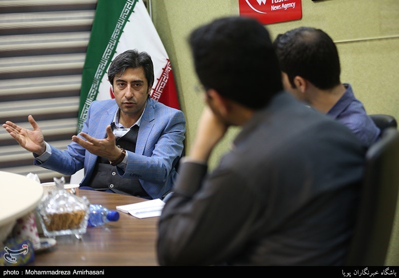 گفت و گو با کیاداود اسفندیاری مجری برنامه پایش