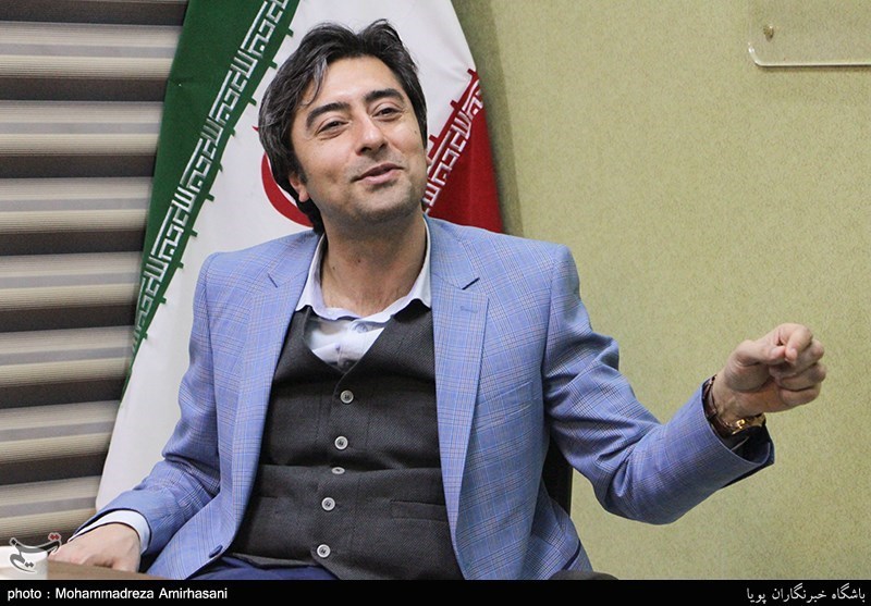 گفت و گو با کیاداود اسفندیاری مجری برنامه پایش