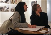 بازدید  توریست های خارجی از نمایشگاه عکس(عشق و آتش)