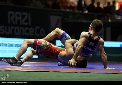 ریاضی: امیدوارم گرفتن میزبانی جام‌جهانی از ما به مشهدی بودن رسول خادم ربطی نداشته باشد/ خودمان اصرار داریم میزبان نباشیم!